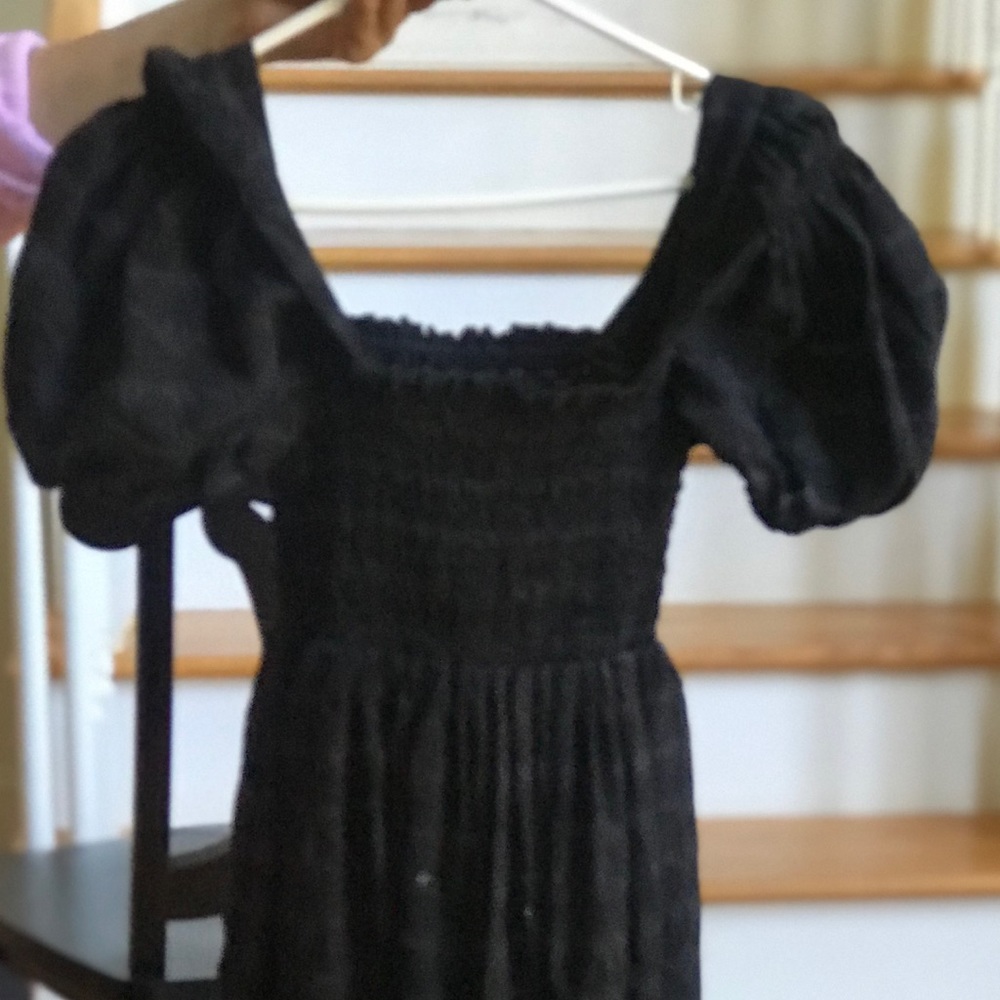 New Karen walker,to the knees, puffy sleeves,